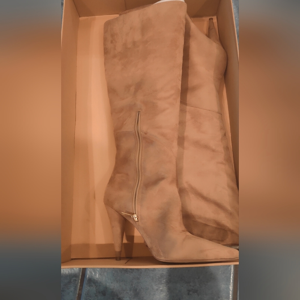Jessica Simpson Tan Heeled Boots